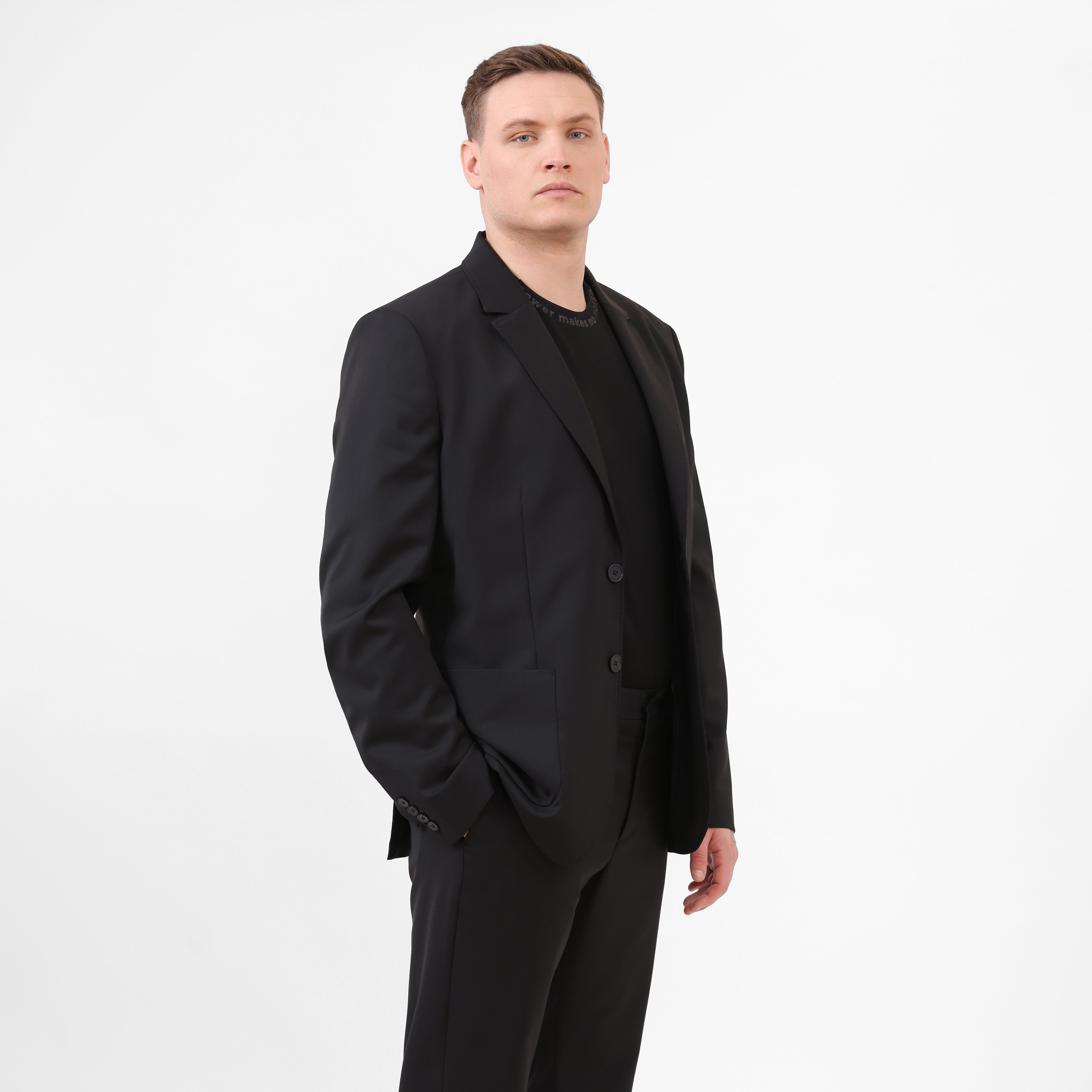 10._shop_blazer_236ecb1b-c682-4662-b6ea-fd84adb84cb6.jpg