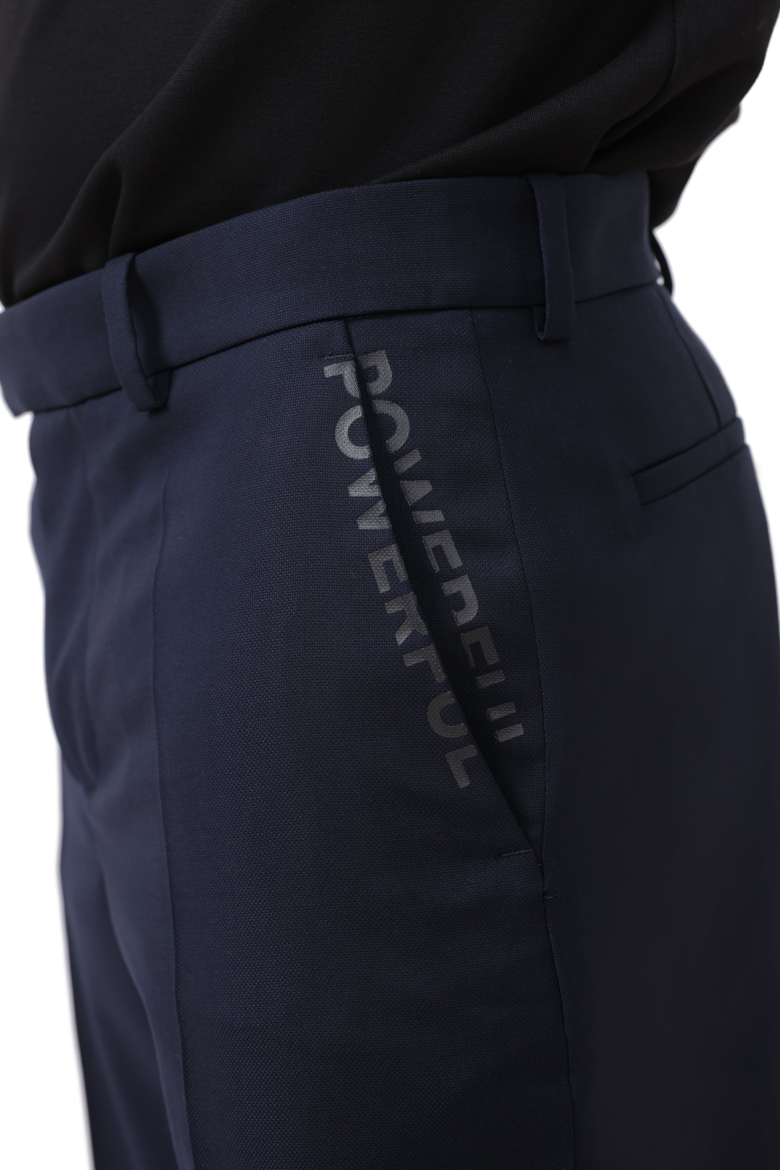 Pantaloni scurți croiți din lână