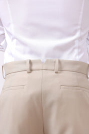 Pantaloni scurți croiți din lână