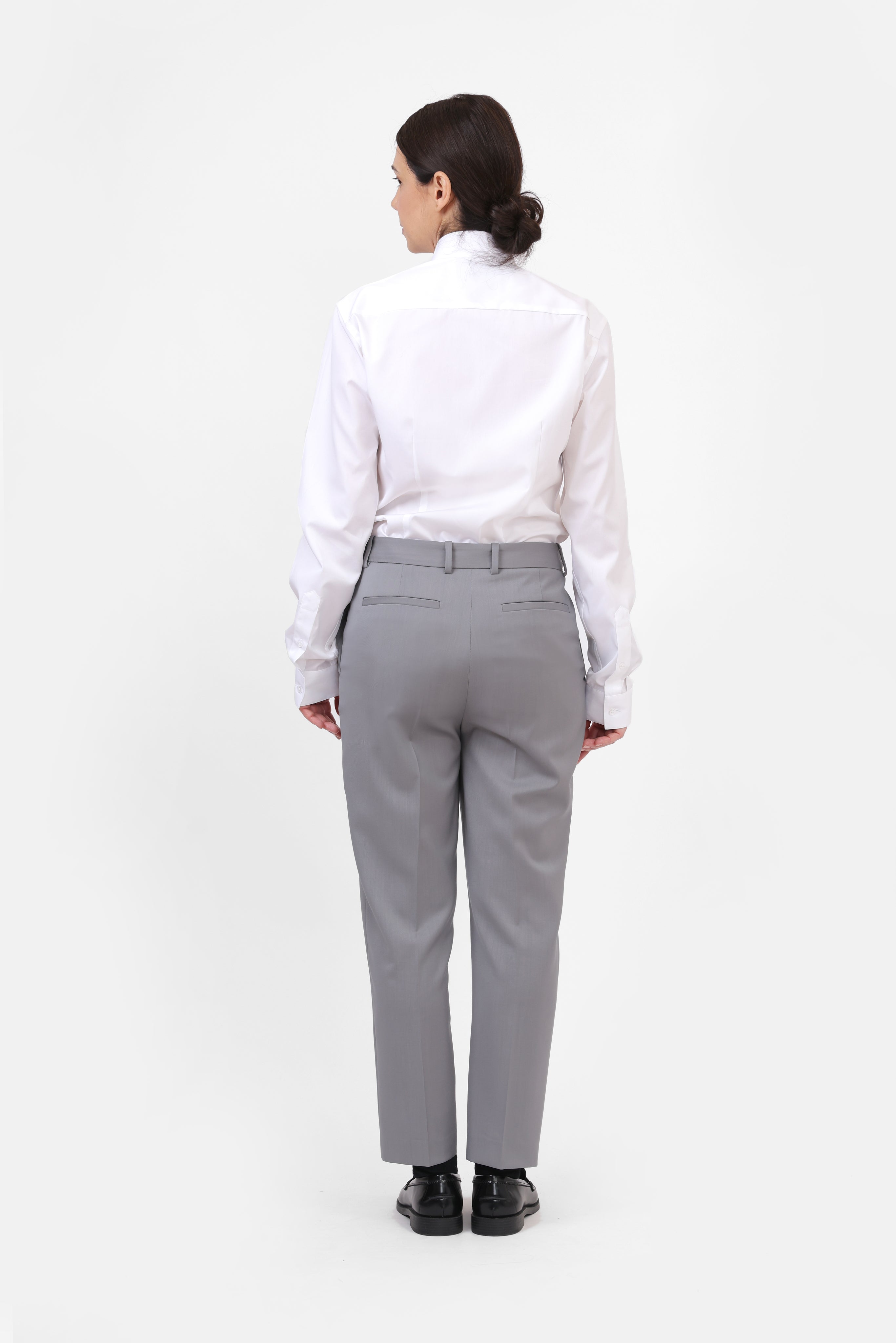 Pantaloni de lână croiți (femei)