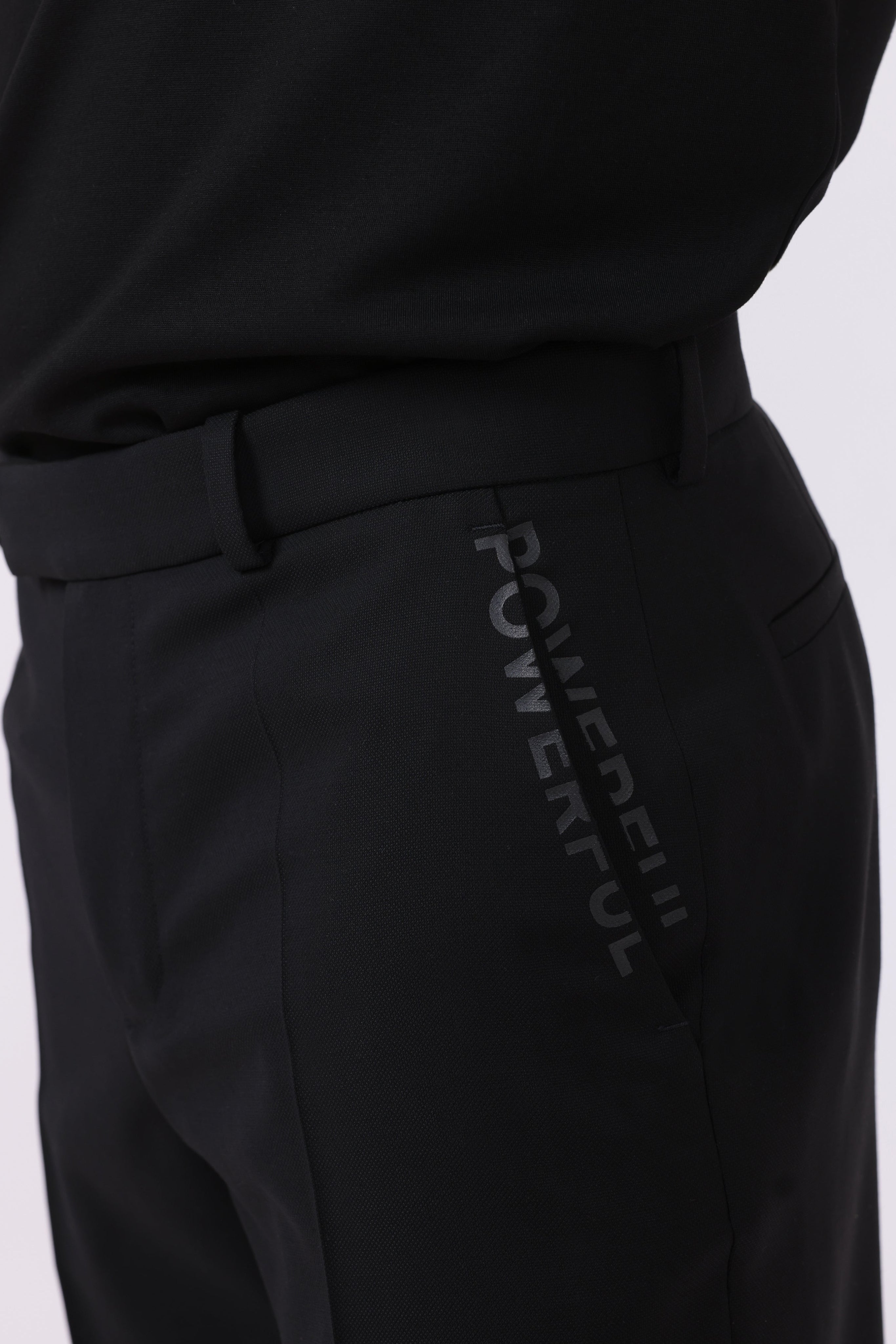 shop_trousers_fbbff3f4-81ac-4930-a00d-31f01cc4b6f8.jpg